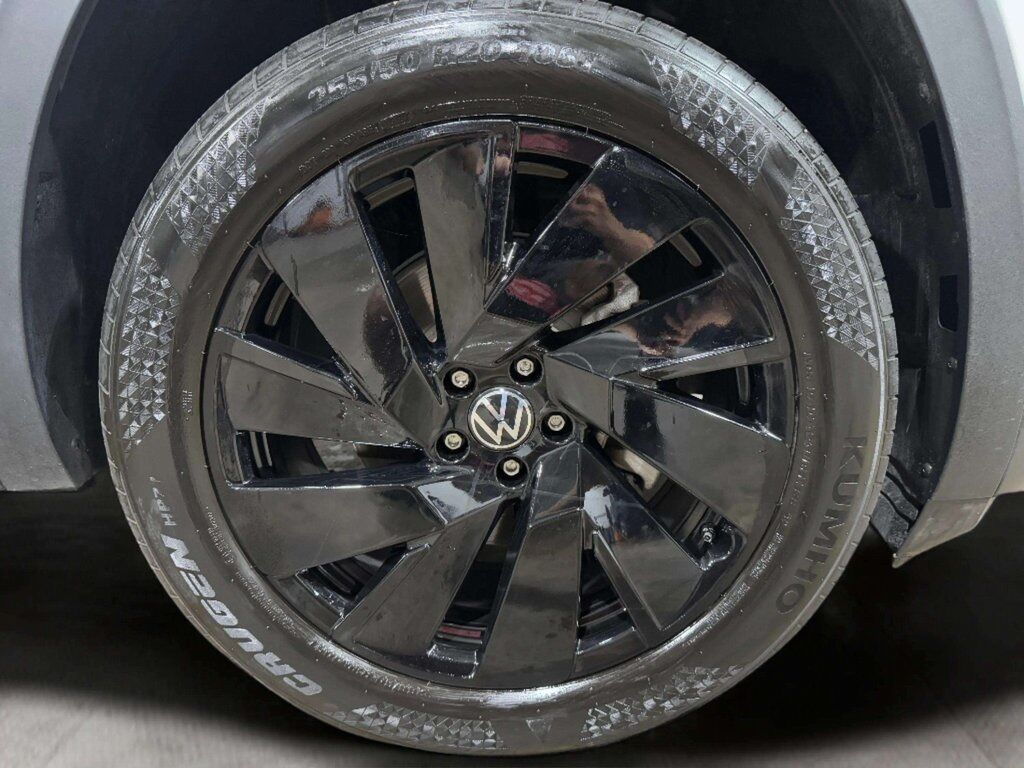 2024 Volkswagen Atlas Cross Sport 2.0T SE w/Technology San Clemente CA