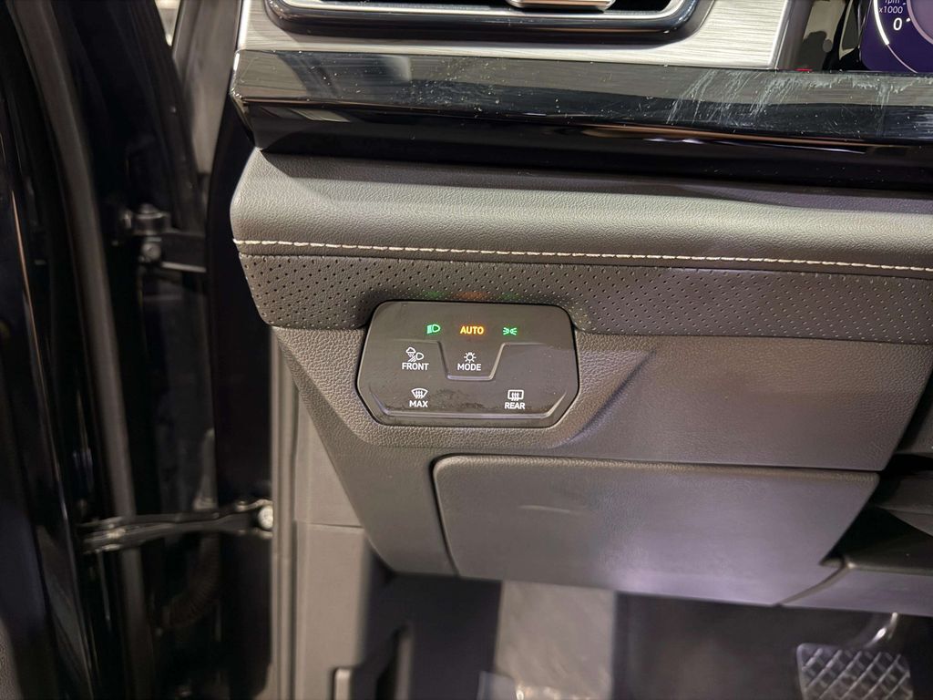 2024 Volkswagen Atlas Cross Sport 2.0T SE w/Technology San Clemente CA