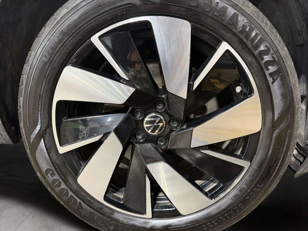 2024 Volkswagen Atlas Cross Sport 2.0T SE w/Technology San Clemente CA