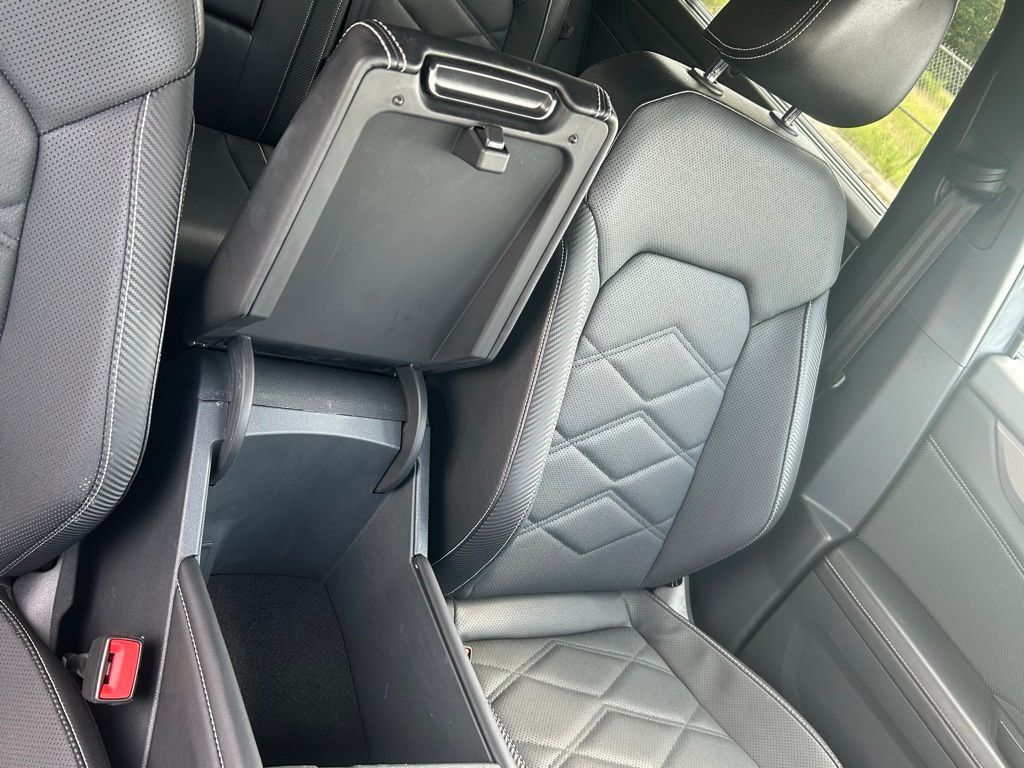 2024 Volkswagen Atlas Cross Sport 2.0T SE w/Technology Tampa FL