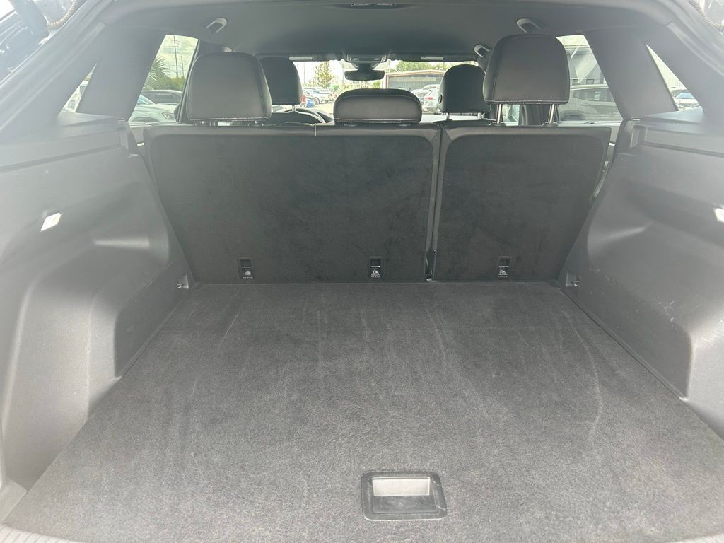 2024 Volkswagen Atlas Cross Sport 2.0T SE w/Technology Tampa FL