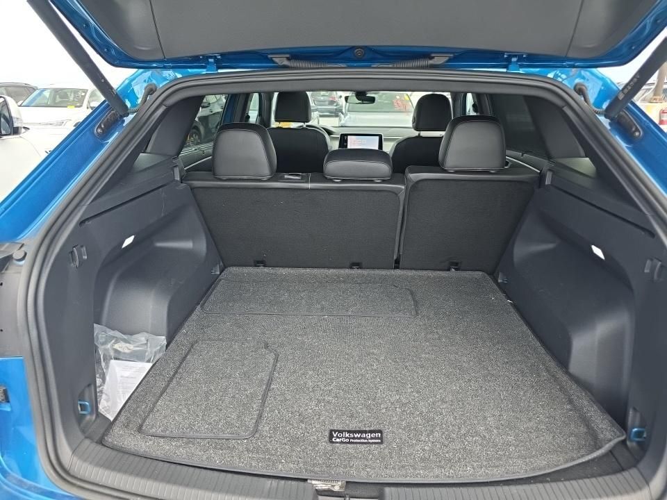 2024 Volkswagen Atlas Cross Sport 2.0T SE w/Technology Tampa FL