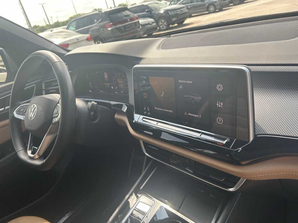 2024 Volkswagen Atlas Cross Sport 2.0T SEL R-Line Tampa FL