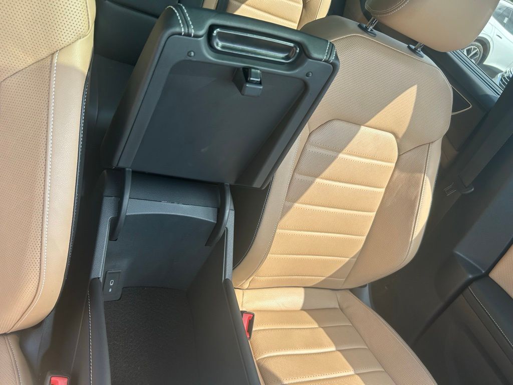 2024 Volkswagen Atlas Cross Sport 2.0T SEL R-Line Tampa FL