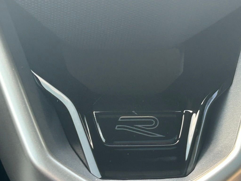 2024 Volkswagen Atlas Cross Sport 2.0T SEL R-Line Tampa FL