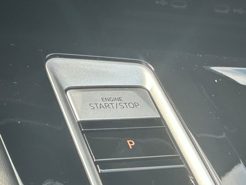 2024 Volkswagen Atlas Cross Sport 2.0T SEL R-Line Tampa FL