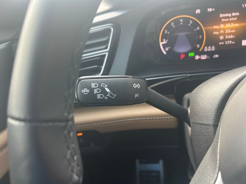 2024 Volkswagen Atlas Cross Sport 2.0T SEL R-Line Tampa FL