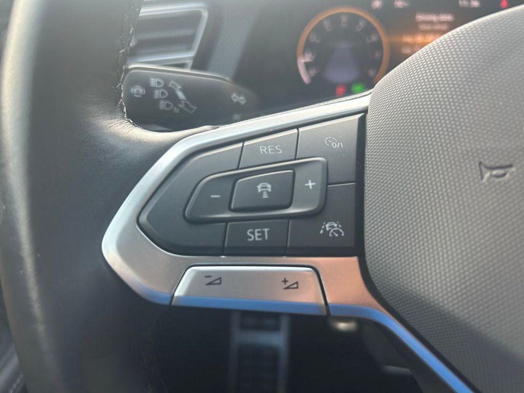 2024 Volkswagen Atlas Cross Sport 2.0T SEL R-Line Tampa FL