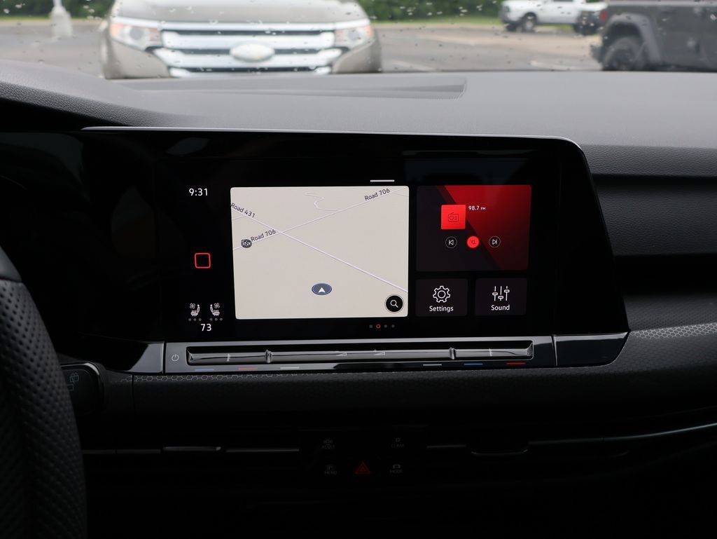 2024 Volkswagen Golf GTI SE