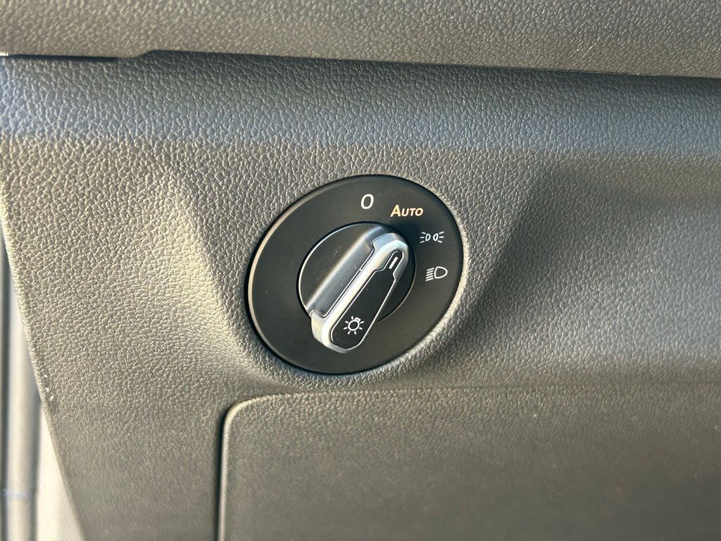 2024 Volkswagen Jetta 1.5T SE Tampa FL