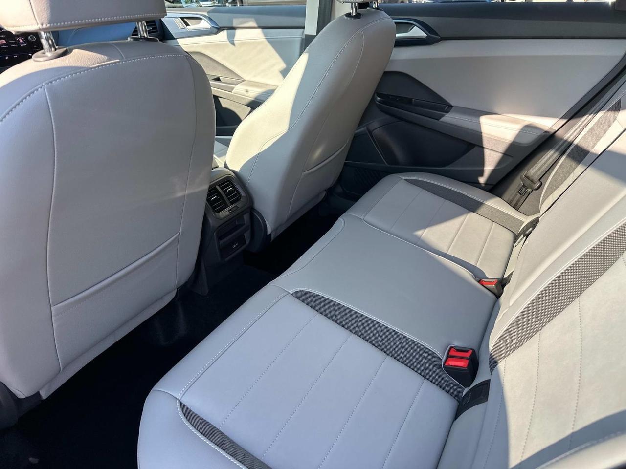 2024 Volkswagen Taos 1.5T SE Woodbridge VA