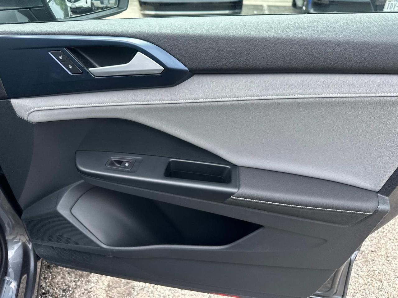 2024 Volkswagen Taos 1.5T SE Woodbridge VA