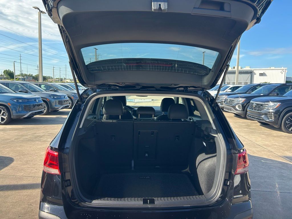 2024 Volkswagen Taos 1.5T SE Tampa FL