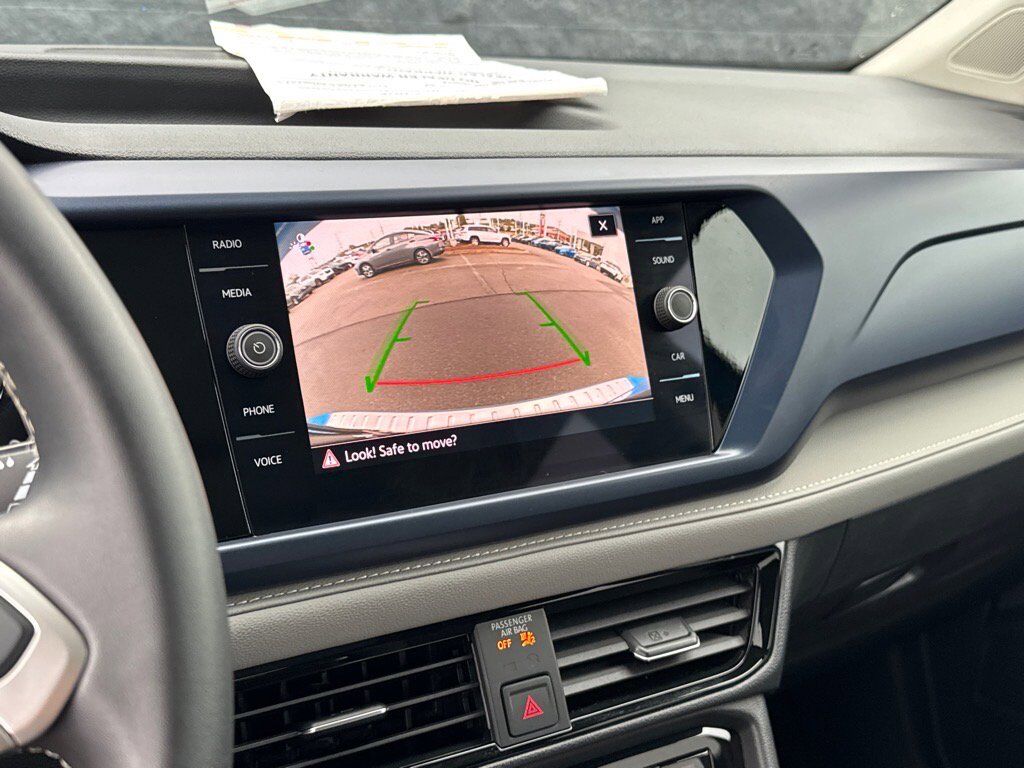 2024 Volkswagen Taos SE Johnson City TN 2024 Volkswagen Taos SE Johnson City TN