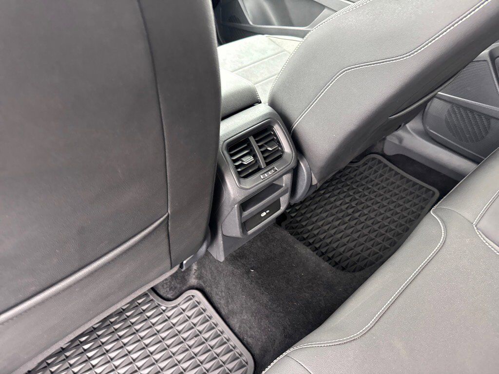 2024 Volkswagen Taos SE Johnson City TN 2024 Volkswagen Taos SE Johnson City TN