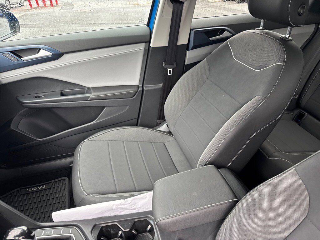 2024 Volkswagen Taos SE Johnson City TN 2024 Volkswagen Taos SE Johnson City TN