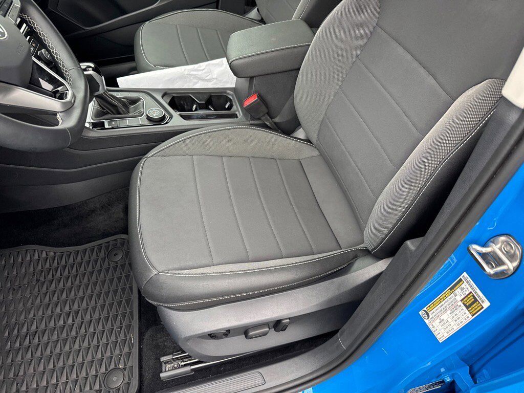 2024 Volkswagen Taos SE Johnson City TN 2024 Volkswagen Taos SE Johnson City TN