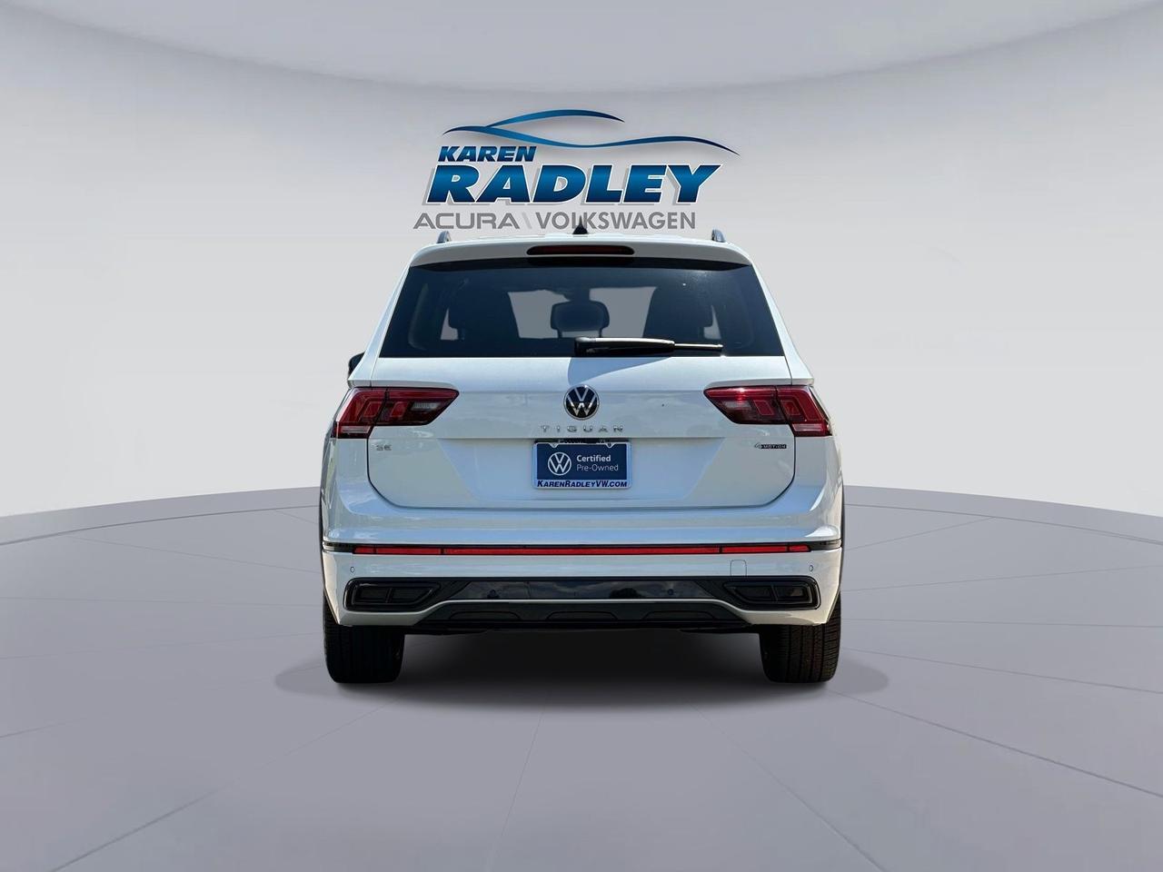 2024 Volkswagen Tiguan 2.0T SE R-Line Black