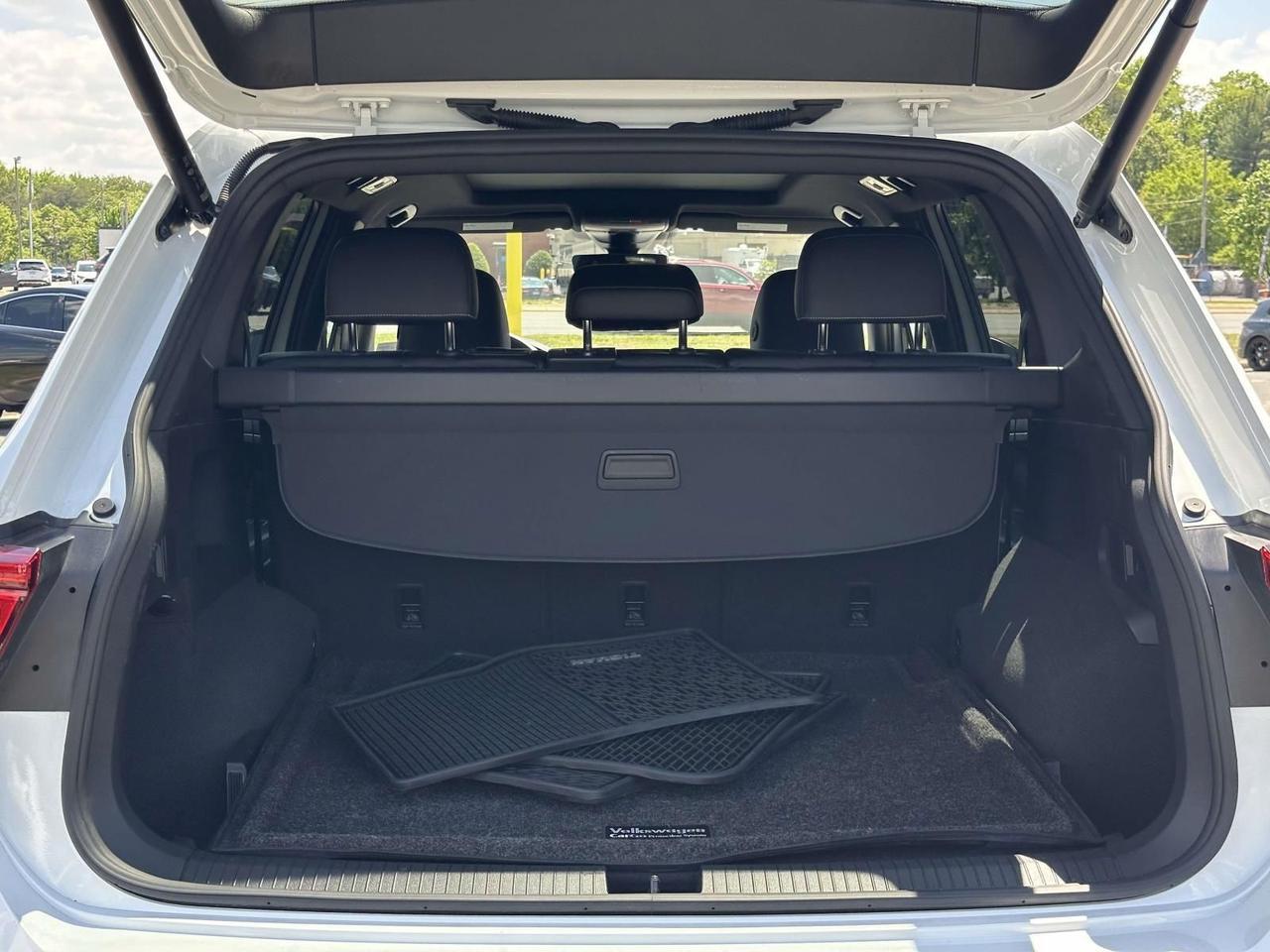 2024 Volkswagen Tiguan 2.0T SE R-Line Black Woodbridge VA