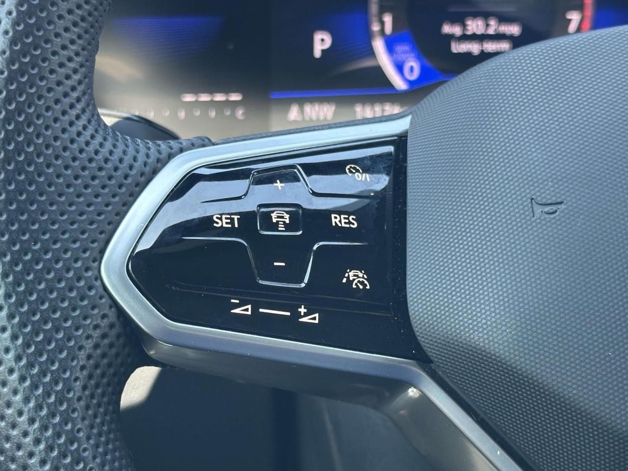 2024 Volkswagen Tiguan 2.0T SE R-Line Black Woodbridge VA