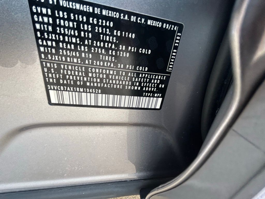 2024 Volkswagen Tiguan 2.0T SE R-Line Black Tampa FL