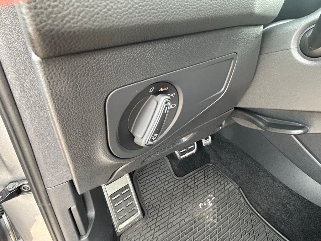 2024 Volkswagen Tiguan 2.0T SE R-Line Black Tampa FL