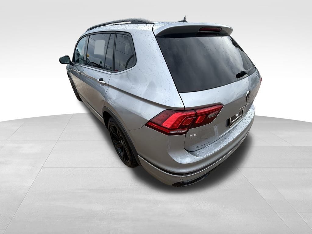 2024 Volkswagen Tiguan 2.0T SE R-Line Black Tampa FL