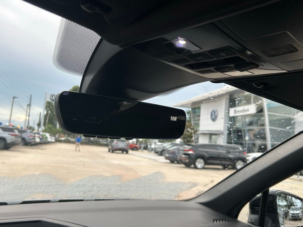 2024 Volkswagen Tiguan 2.0T SE R-Line Black Tampa FL