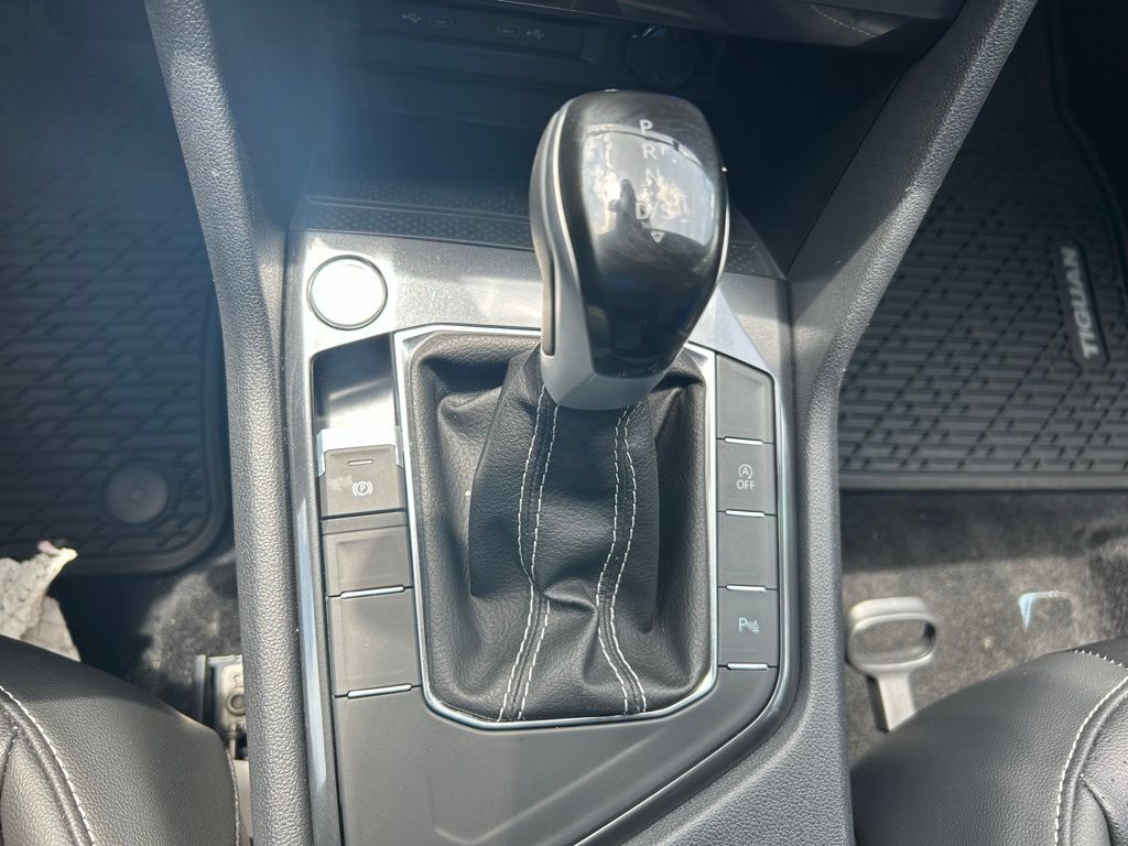 2024 Volkswagen Tiguan 2.0T SE R-Line Black Tampa FL