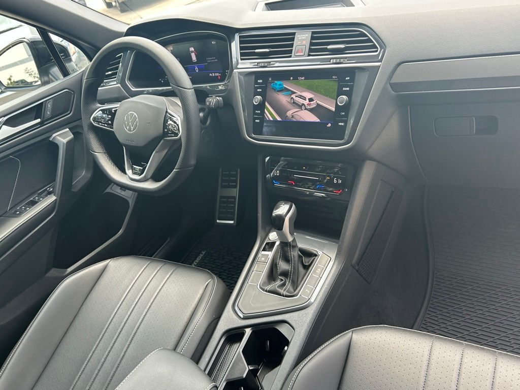 2024 Volkswagen Tiguan 2.0T SE R-Line Black Tampa FL