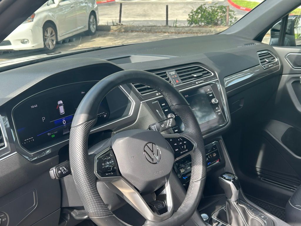 2024 Volkswagen Tiguan 2.0T SE R-Line Black Tampa FL