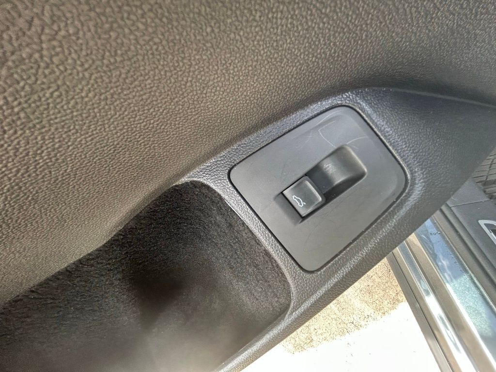 2024 Volkswagen Tiguan 2.0T SE R-Line Black Tampa FL