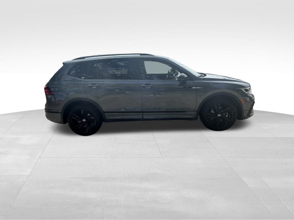 2024 Volkswagen Tiguan 2.0T SE R-Line Black Tampa FL