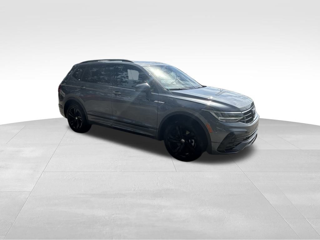 2024 Volkswagen Tiguan 2.0T SE R-Line Black Tampa FL