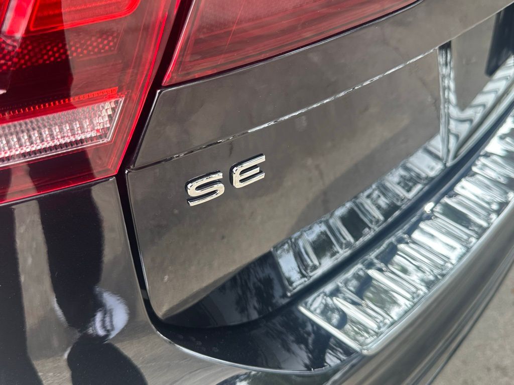 2024 Volkswagen Tiguan 2.0T SE R-Line Black Tampa FL