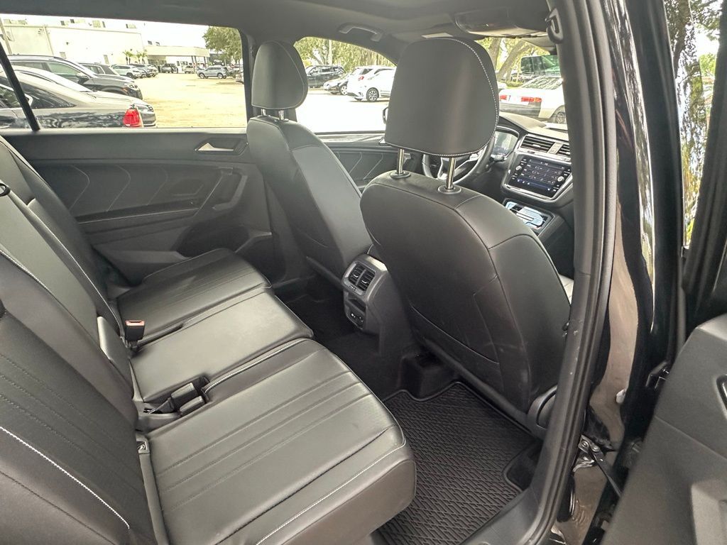 2024 Volkswagen Tiguan 2.0T SE R-Line Black Tampa FL