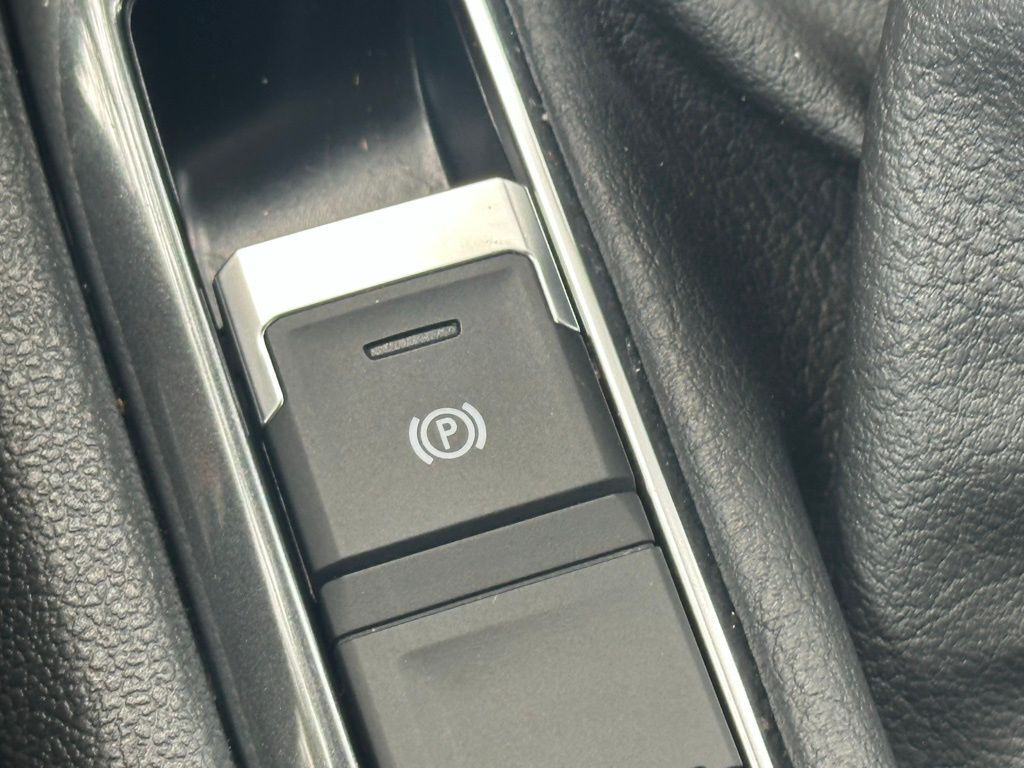 2024 Volkswagen Tiguan 2.0T SE R-Line Black Tampa FL