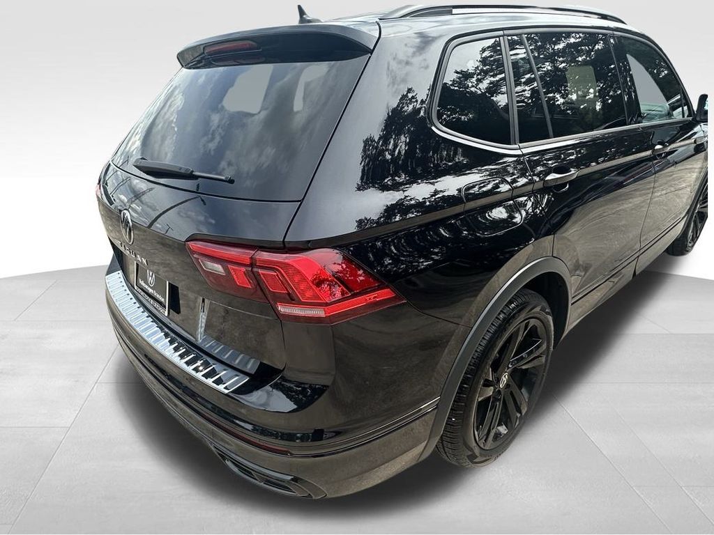 2024 Volkswagen Tiguan 2.0T SE R-Line Black Tampa FL