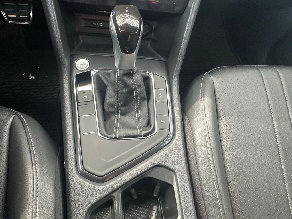 2024 Volkswagen Tiguan 2.0T SE R-Line Black Tampa FL