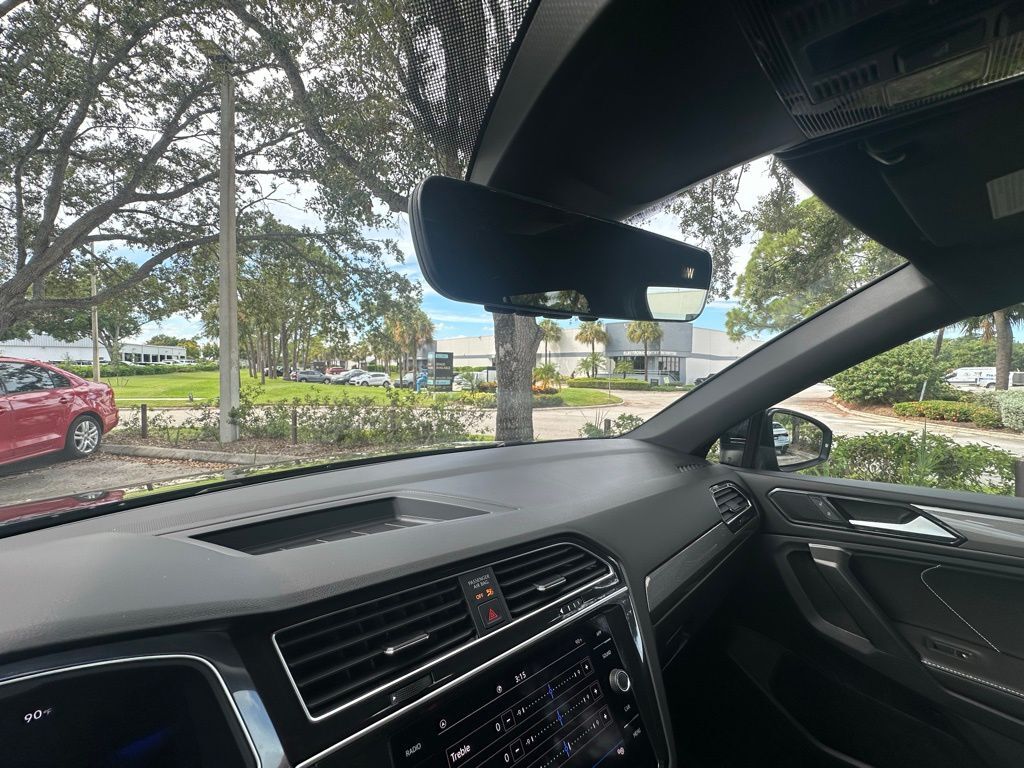 2024 Volkswagen Tiguan 2.0T SE R-Line Black Tampa FL