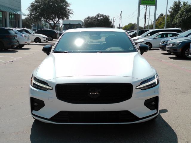 2024 Volvo S60 B5 Plus Black Edition 2024 Volvo S60 B5 Plus Black Edition