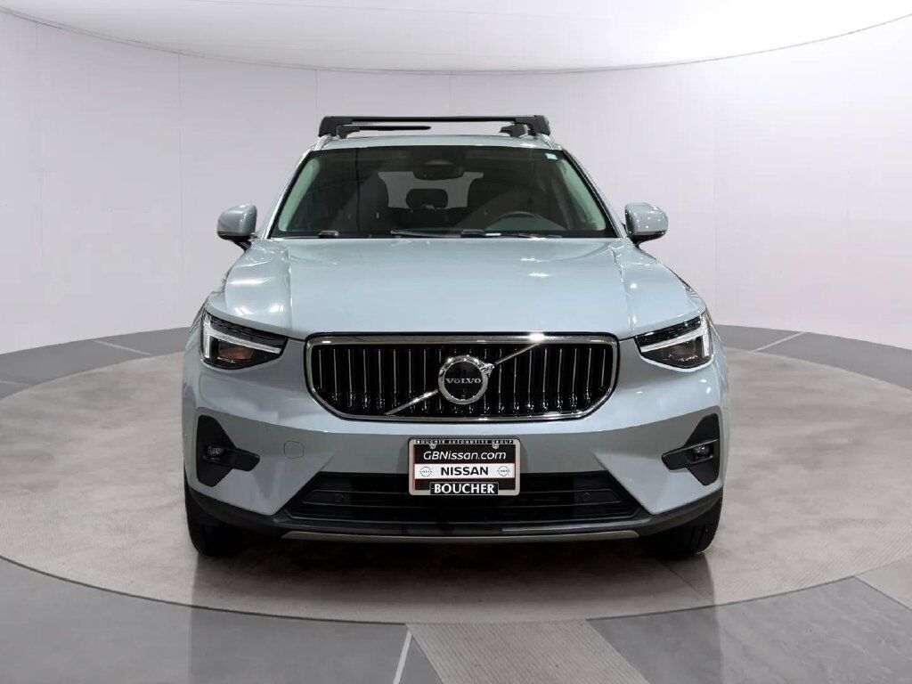 2024 Volvo XC40 B5 Plus Bright Theme w/Climate Pkg San Clemente CA