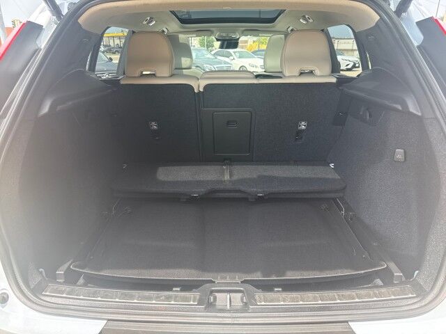 2024 Volvo XC40 Plus Bright Theme Springfield IL 2024 Volvo XC40 Plus Bright Theme Springfield IL