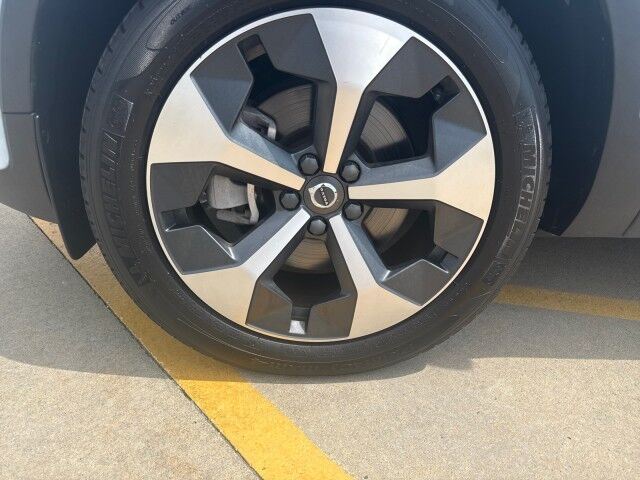 2024 Volvo XC40 Plus Bright Theme Springfield IL 2024 Volvo XC40 Plus Bright Theme Springfield IL