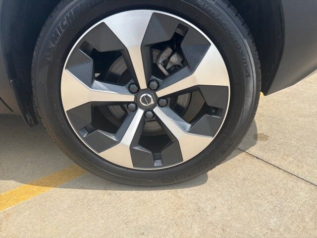 2024 Volvo XC40 Plus Bright Theme Springfield IL 2024 Volvo XC40 Plus Bright Theme Springfield IL