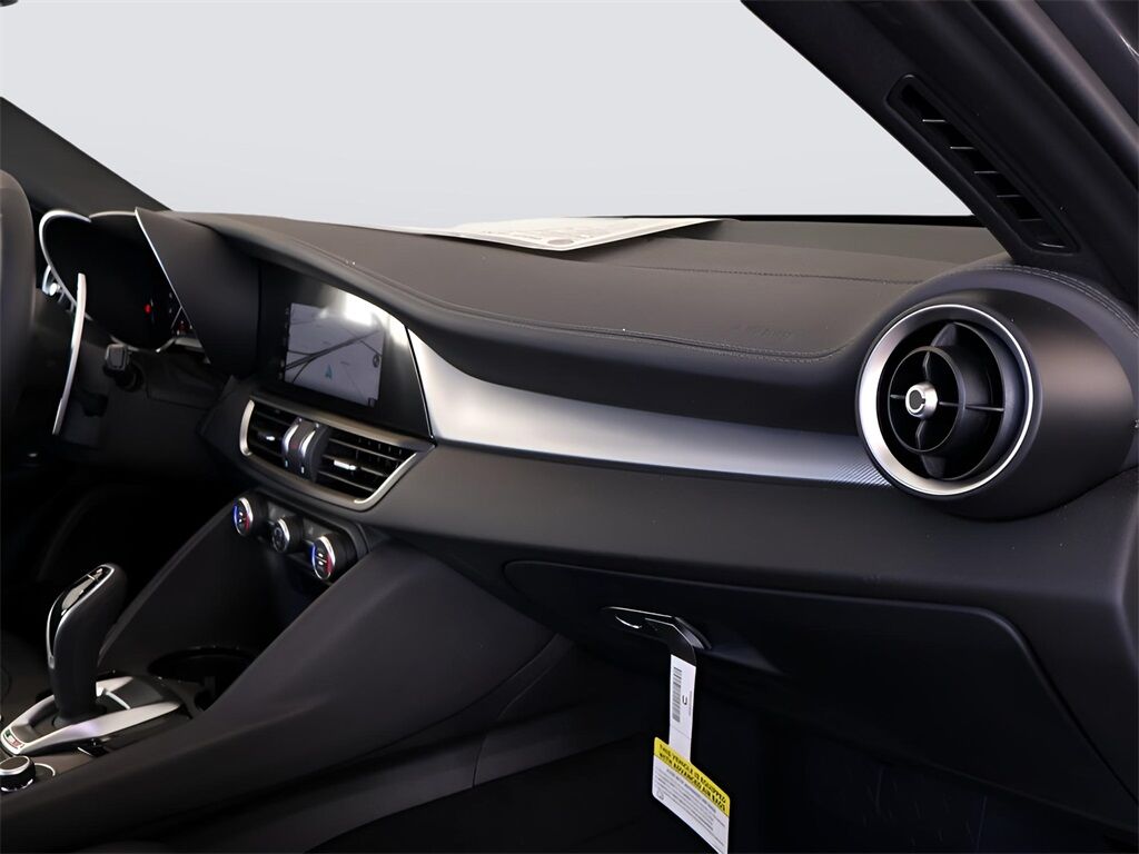 2025 Alfa Romeo Giulia Base San Clemente CA