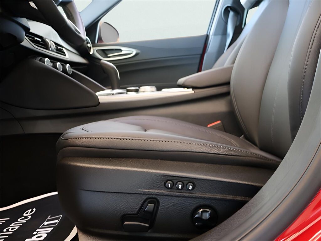 2025 Alfa Romeo Giulia Base San Clemente CA