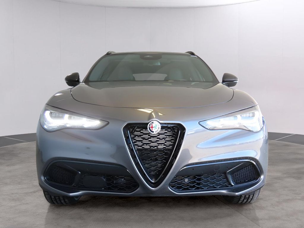 2025 Alfa Romeo Stelvio