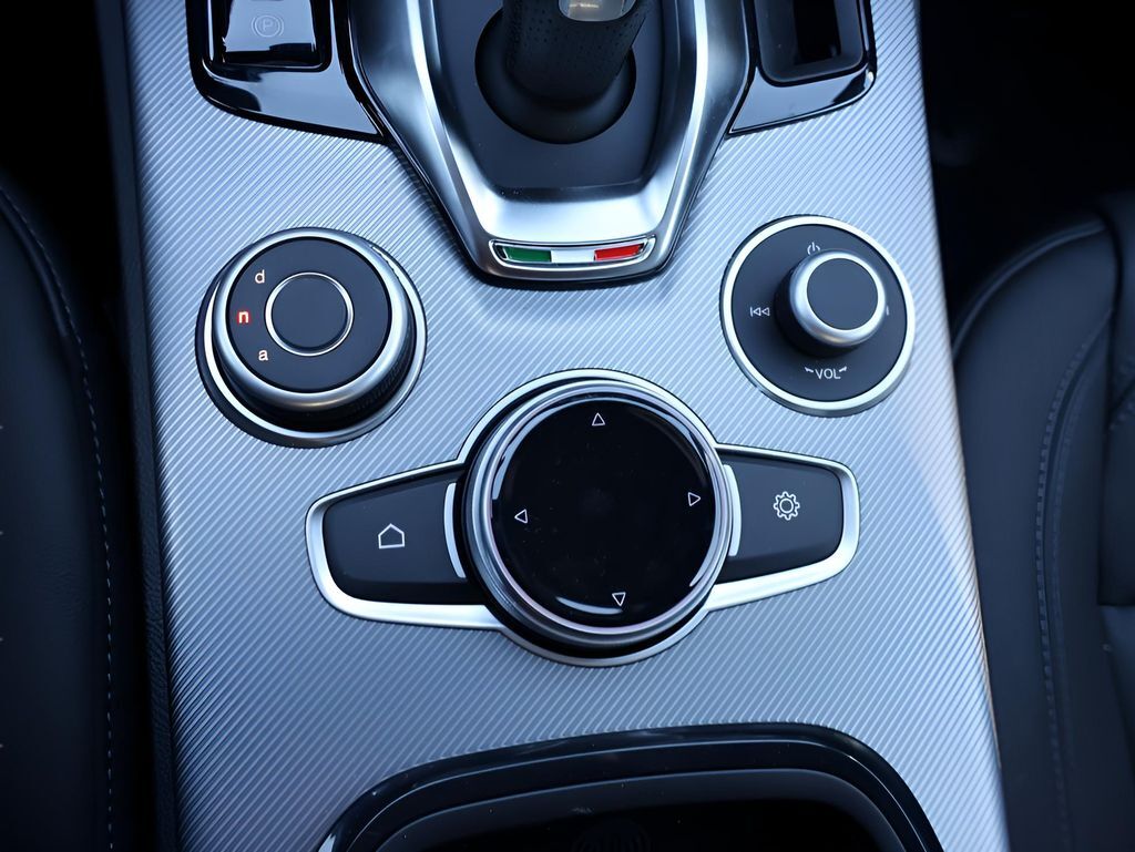 2025 Alfa Romeo Stelvio San Clemente CA