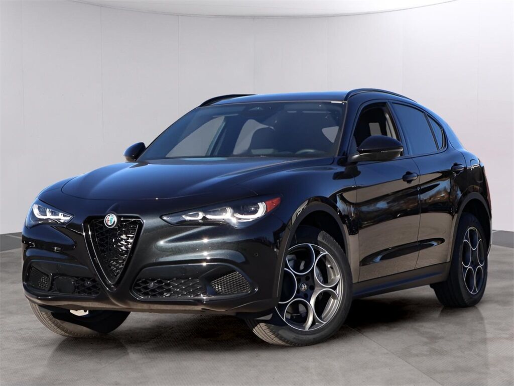 2025 Alfa Romeo Stelvio